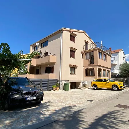 Borik Hills Apartment *