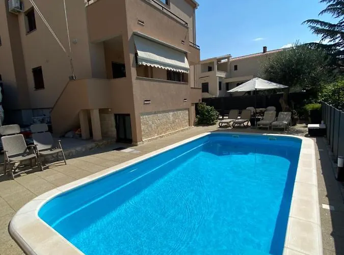 Borik Hills Apartment *