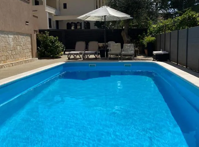 Borik Hills Apartment *